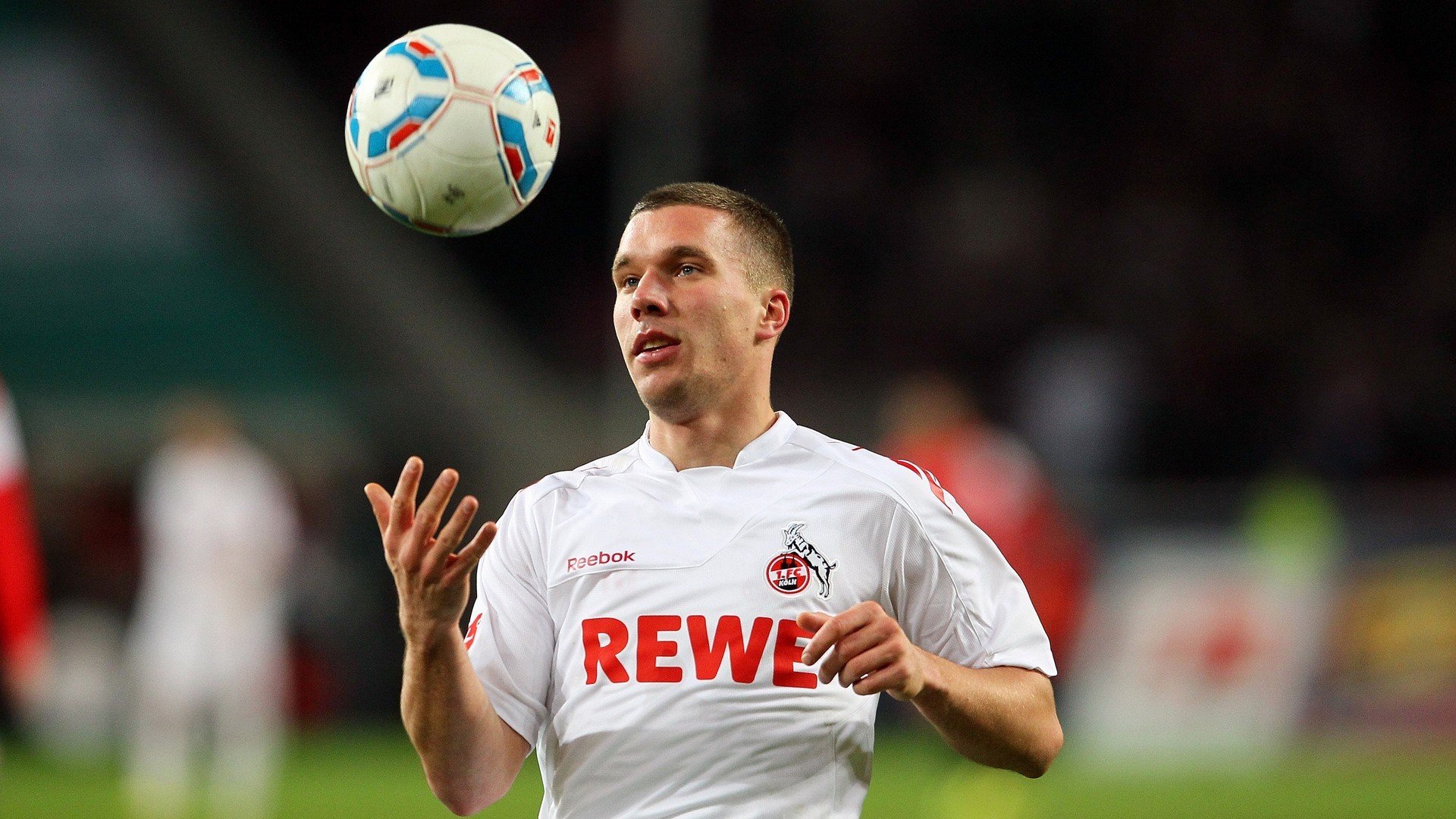 热刺客场小胜，赛季状态逐渐回升，热刺小将